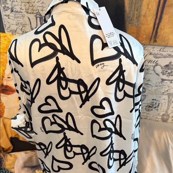 DKNY White and Black Heart Pattern Blouse - Picture 16 of 16